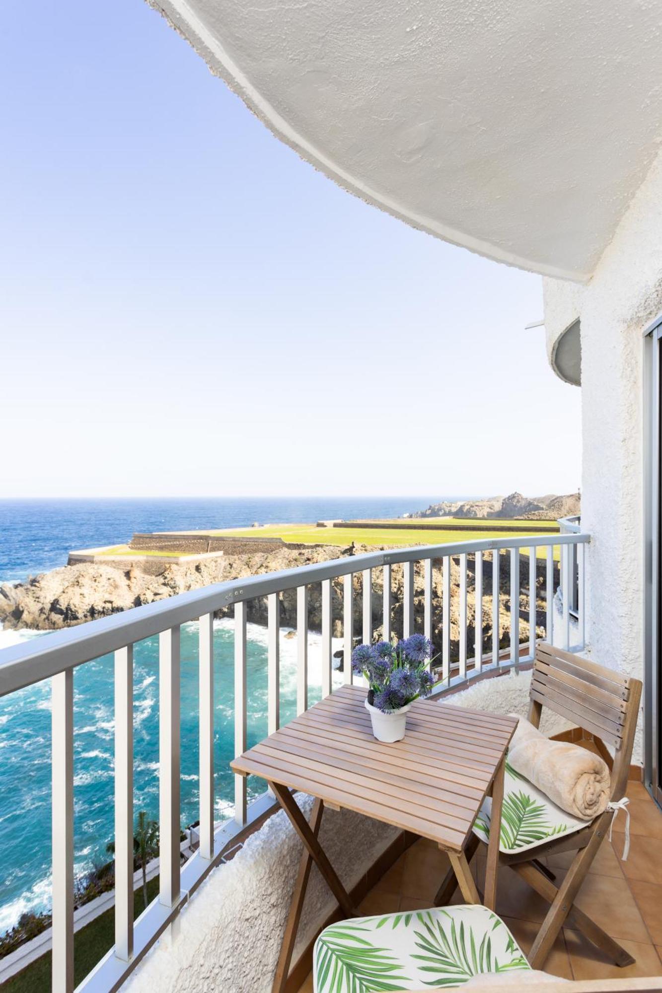 Cozy Seafront Studio With Balcony & Ocean Views San Marcos  Екстериор снимка