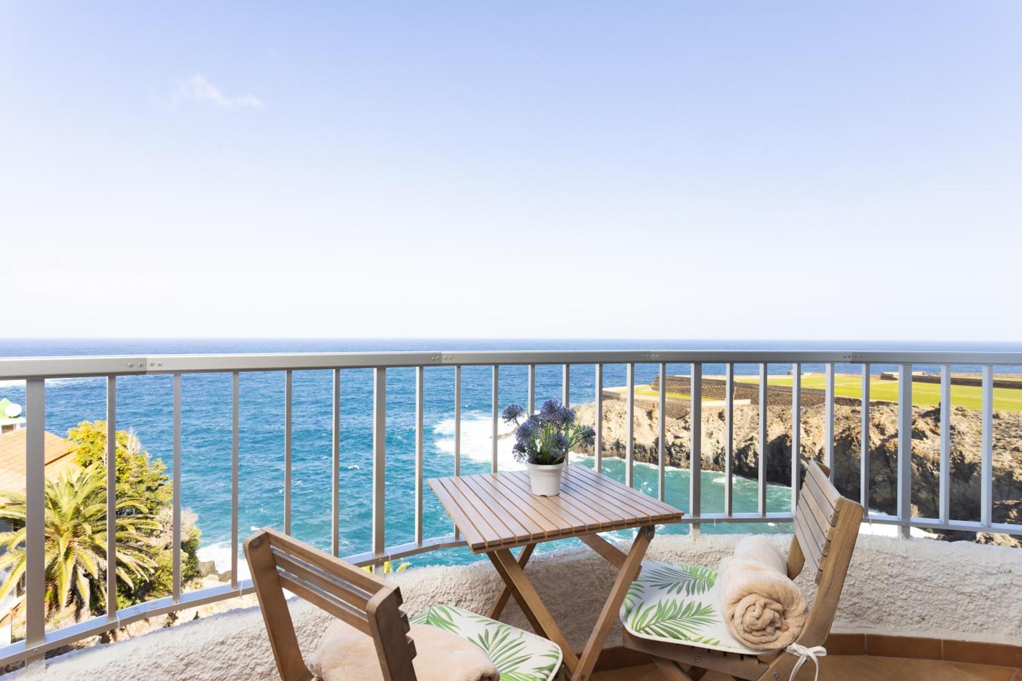 Cozy Seafront Studio With Balcony & Ocean Views San Marcos  Екстериор снимка